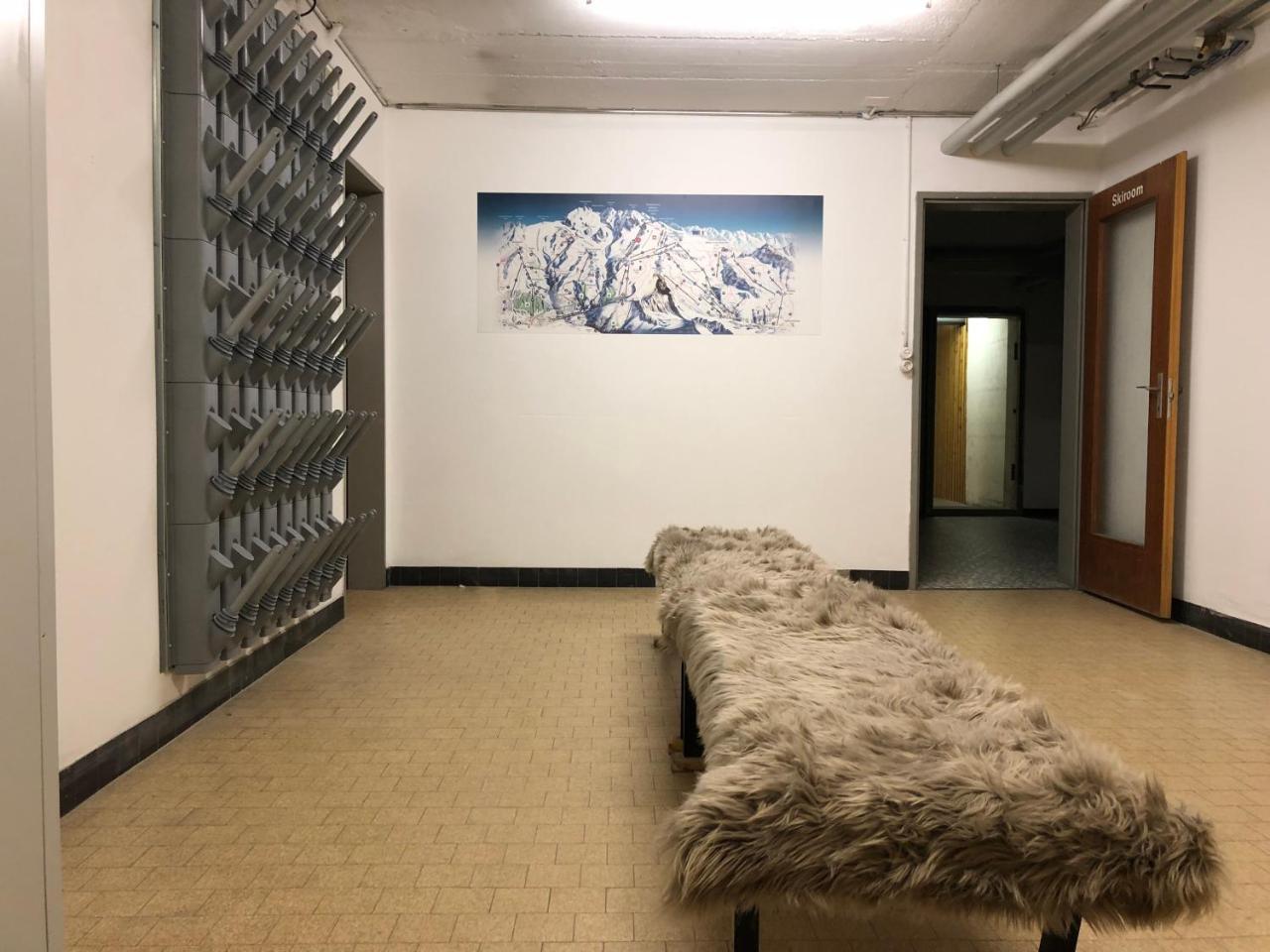 Apartment Olympia Mischabel Zermatt Exterior photo